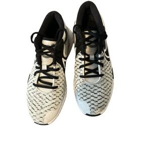 Nike Basketball Shoes